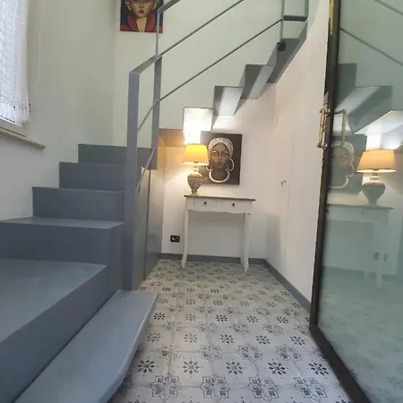 Il Museo Di Teresa Piazza Del Teatro Semesterbostad